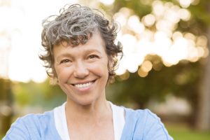 Dental implants in Bowling Green replace missing teeth and build bone. Learn if you are a candidate for these amazing restorations from Derik E. Utz DDS.